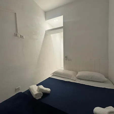 Space Domus 住宿加早餐酒店 那不勒斯