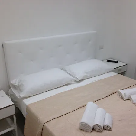 Space Domus 住宿加早餐酒店