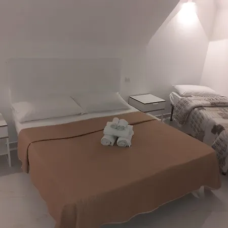 Space Domus 住宿加早餐酒店 那不勒斯