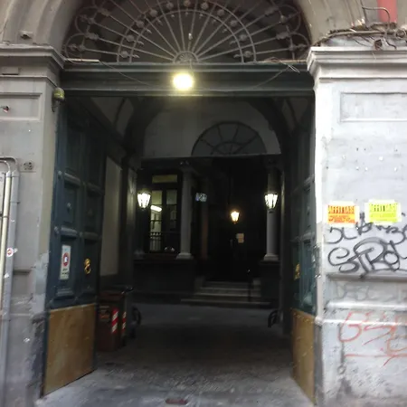 Space Domus Panzió Nápoly