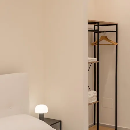 Space Domus 3* Naples