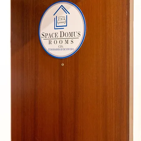 Space Domus Bed & Breakfast 3*