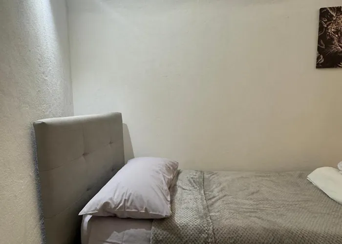 Space Domus فندق مبيت وإفطار نابولي