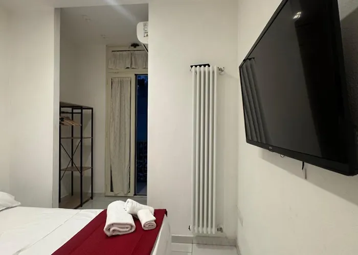 Space Domus فندق مبيت وإفطار نابولي