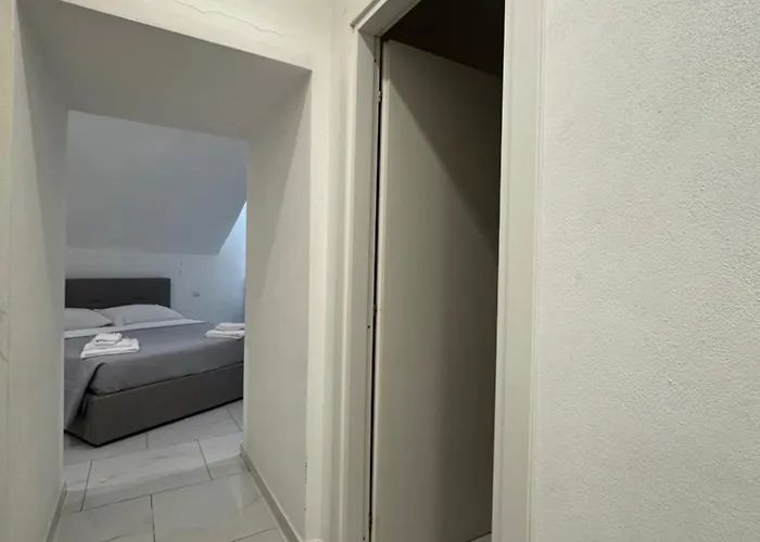 Space Domus نابولي