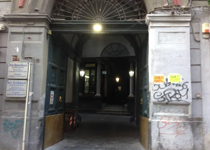 Space Domus فندق مبيت وإفطار نابولي