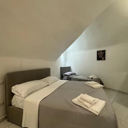 Bed and breakfast Space Domus 3*