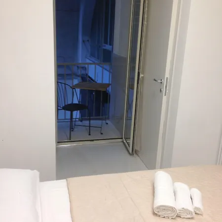 Bed & Breakfast Space Domus 3*