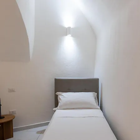 Bed & Breakfast Space Domus Neapel