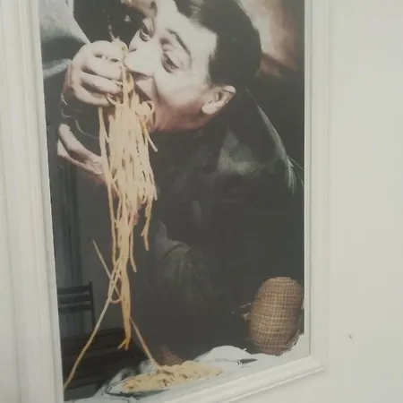 Space Domus Bed and Breakfast Νάπολη